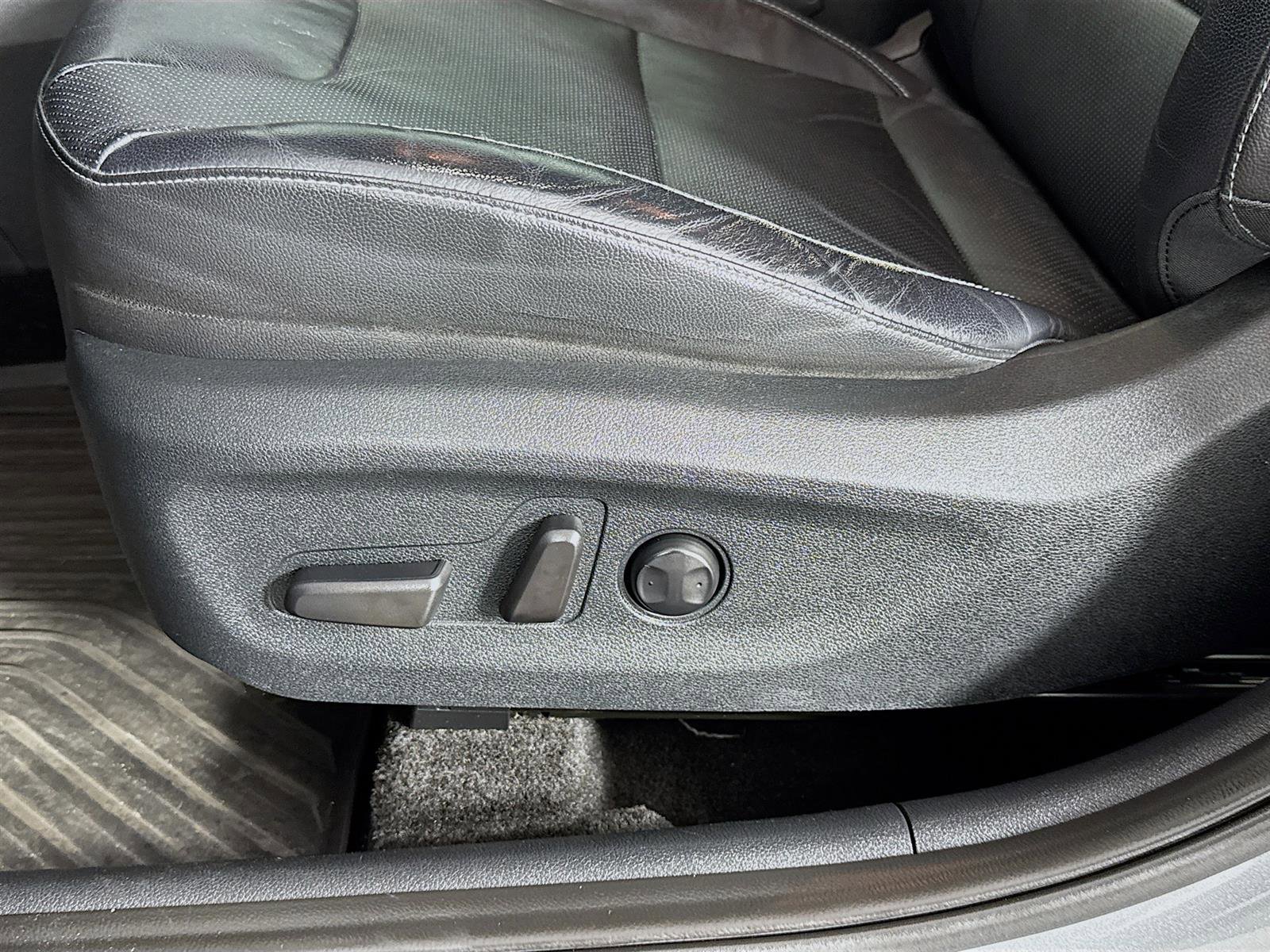 2017 Kia Niro Touring photo 20