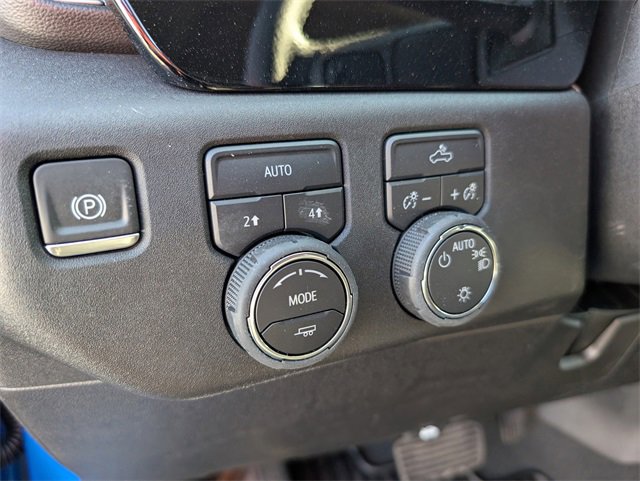 2025 Chevrolet Silverado 1500 LT photo 23