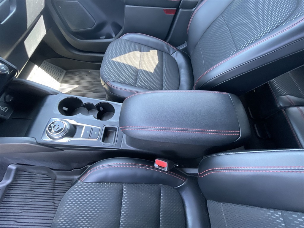 2024 Ford Escape ST-Line photo 22