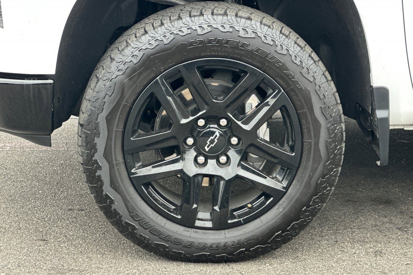 2024 Chevrolet Silverado 1500 Custom Trail Boss photo 30