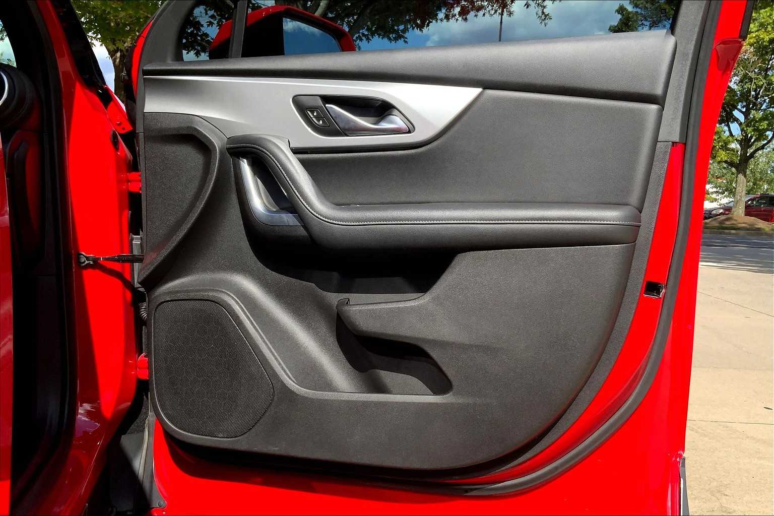 2020 Chevrolet Blazer 1LT photo 12