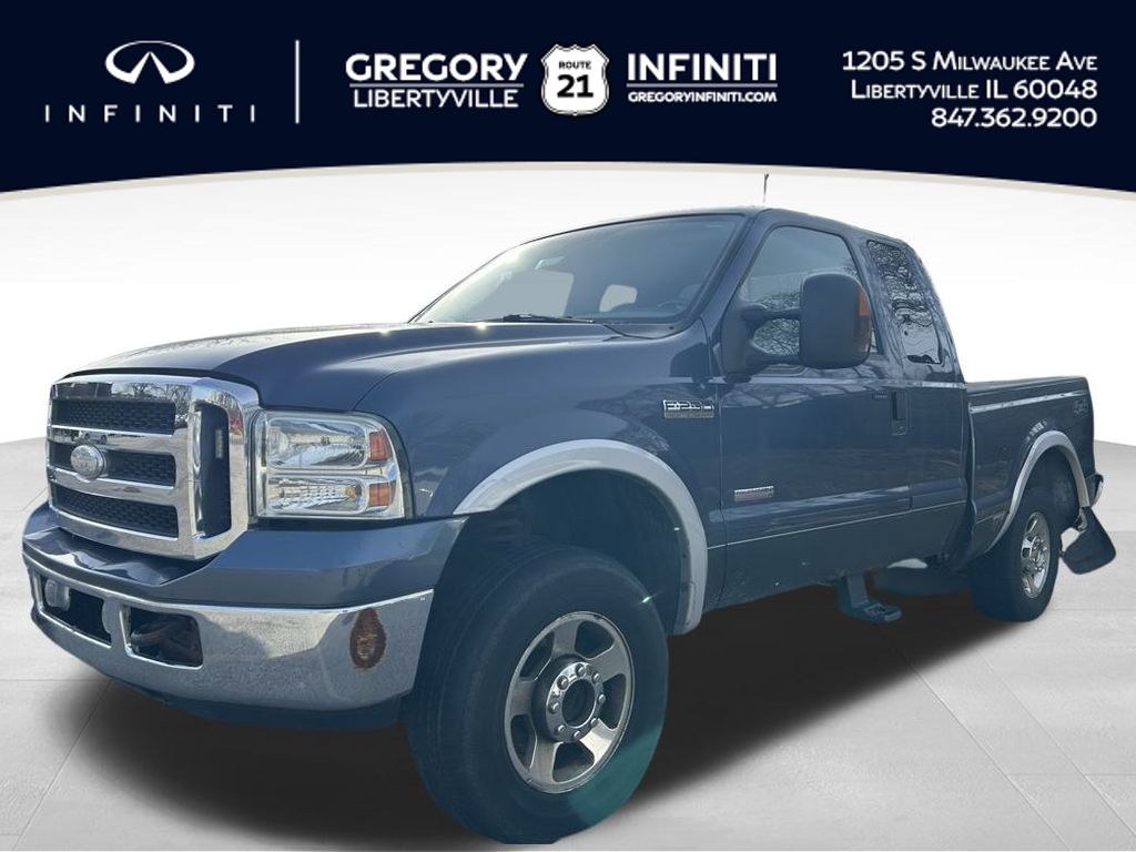Used 2005  Ford Lariat image 1