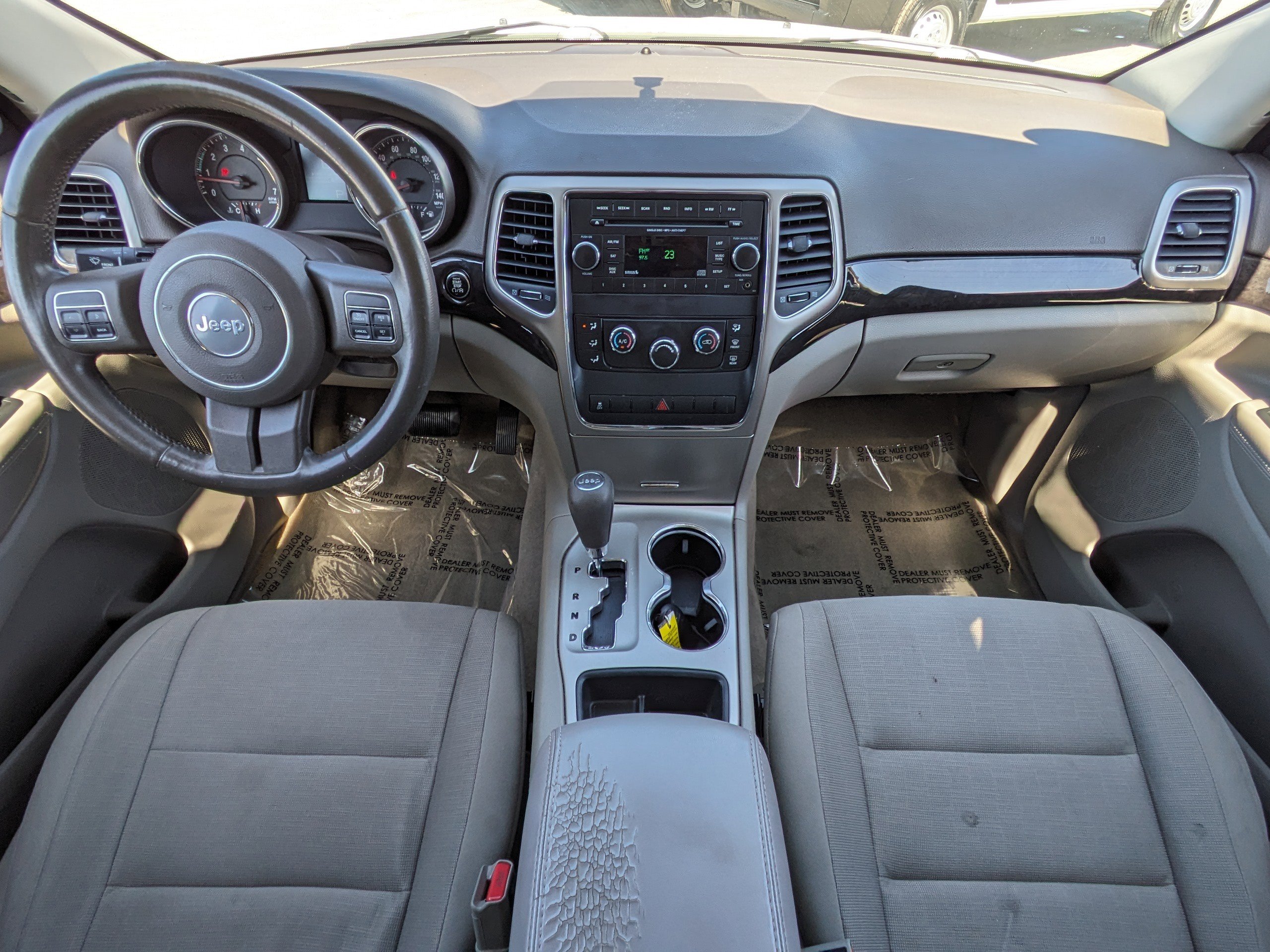2013 Jeep Grand Cherokee Laredo photo 11
