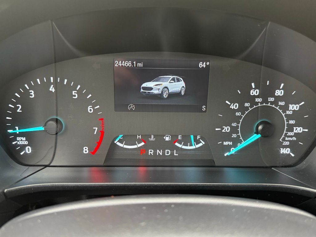 2022 Ford Escape S photo 16