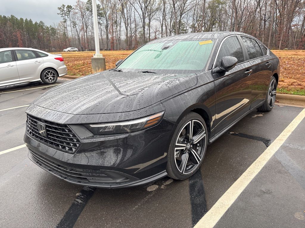 2023 Honda Accord Hybrid Sport's photo