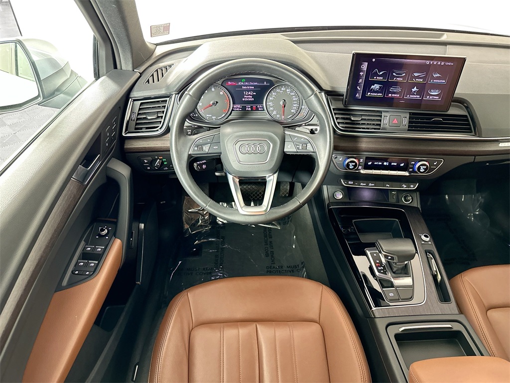 2022 Audi Q5 45 S line Premium photo 24
