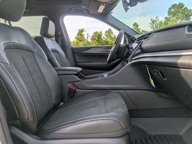 2025 Jeep Grand Cherokee Altitude X photo 25