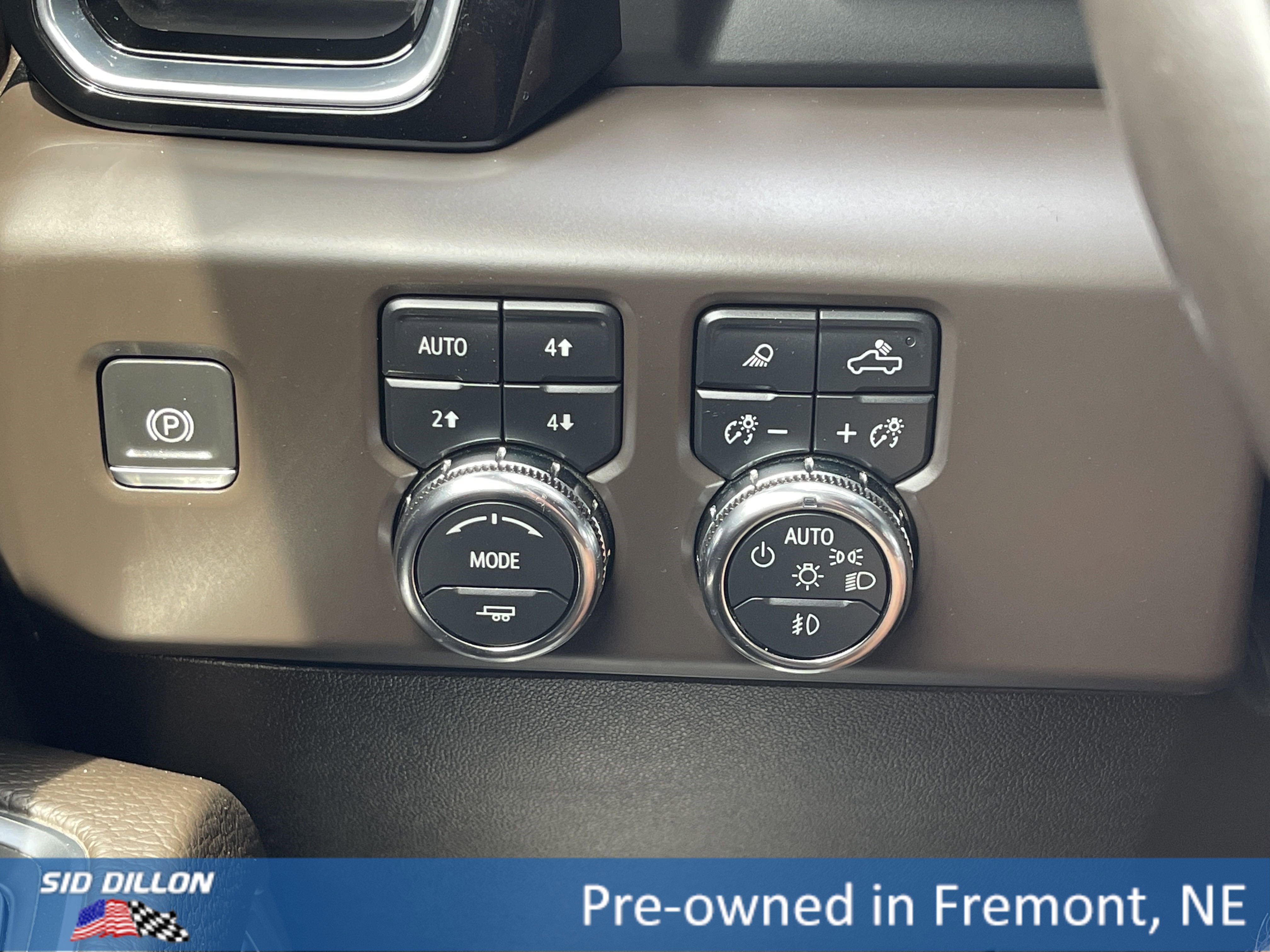 2024 Gmc Sierra 2500 HD Denali photo 4