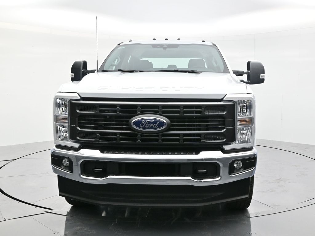 2026 Ford F-250 XL photo 2