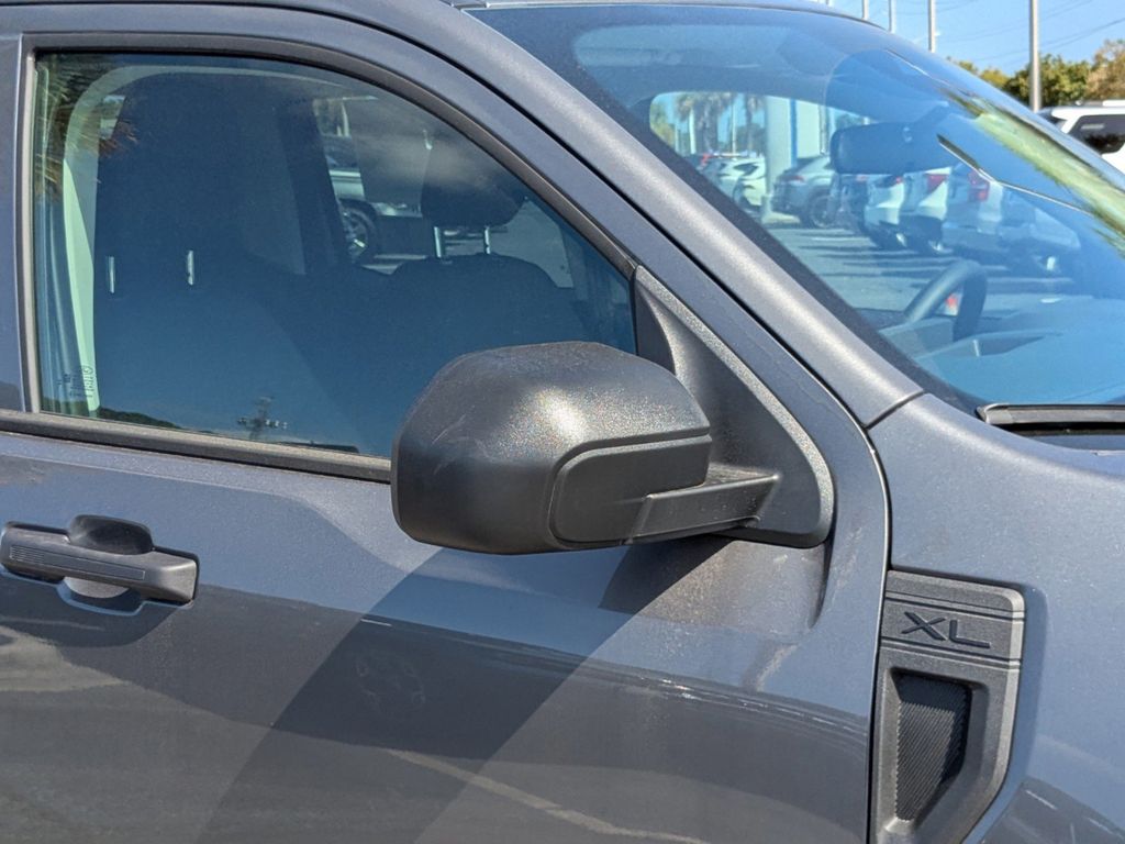 2025 Ford Maverick XL photo 10
