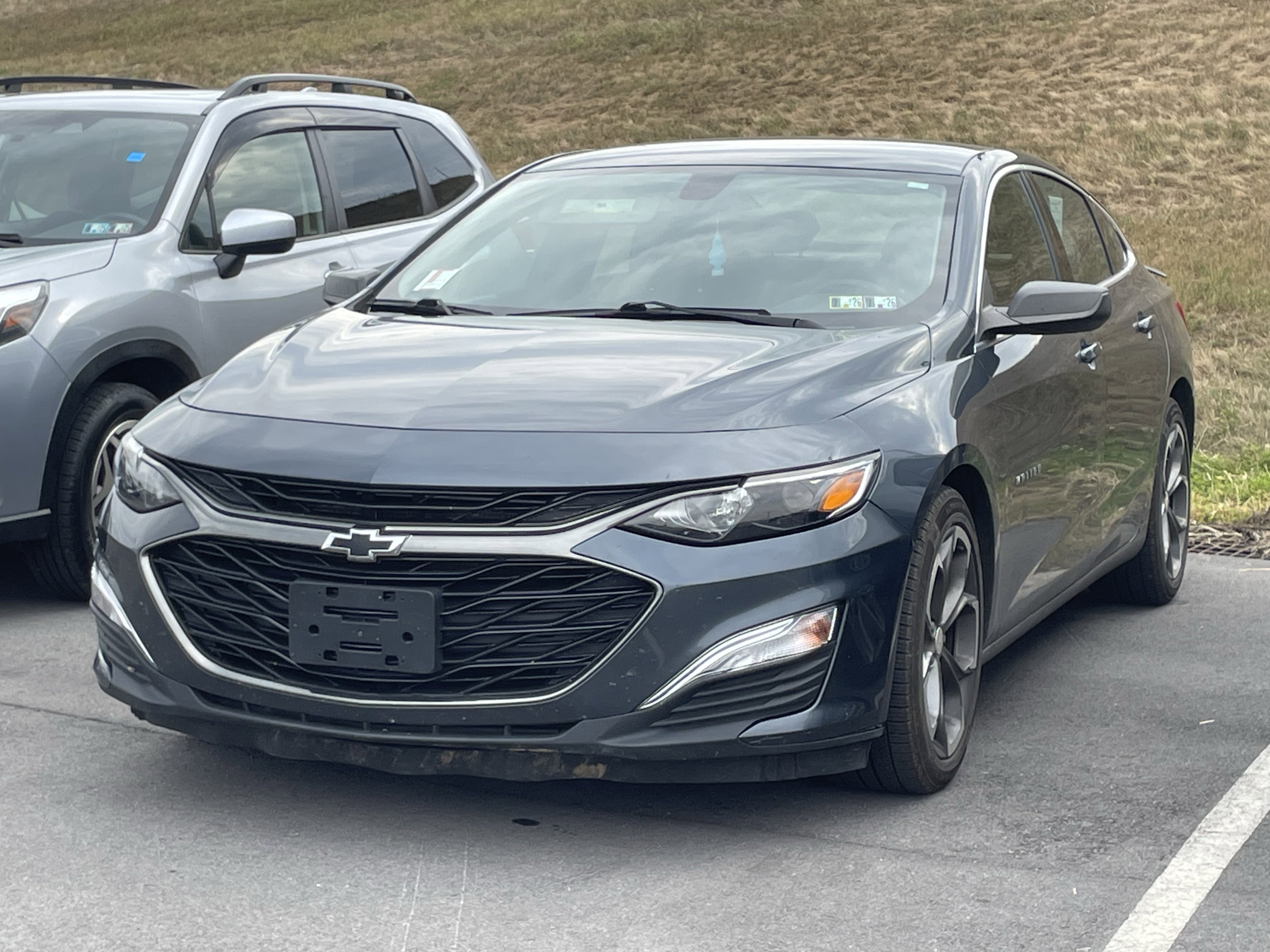 2019 Chevrolet Malibu RS photo 3