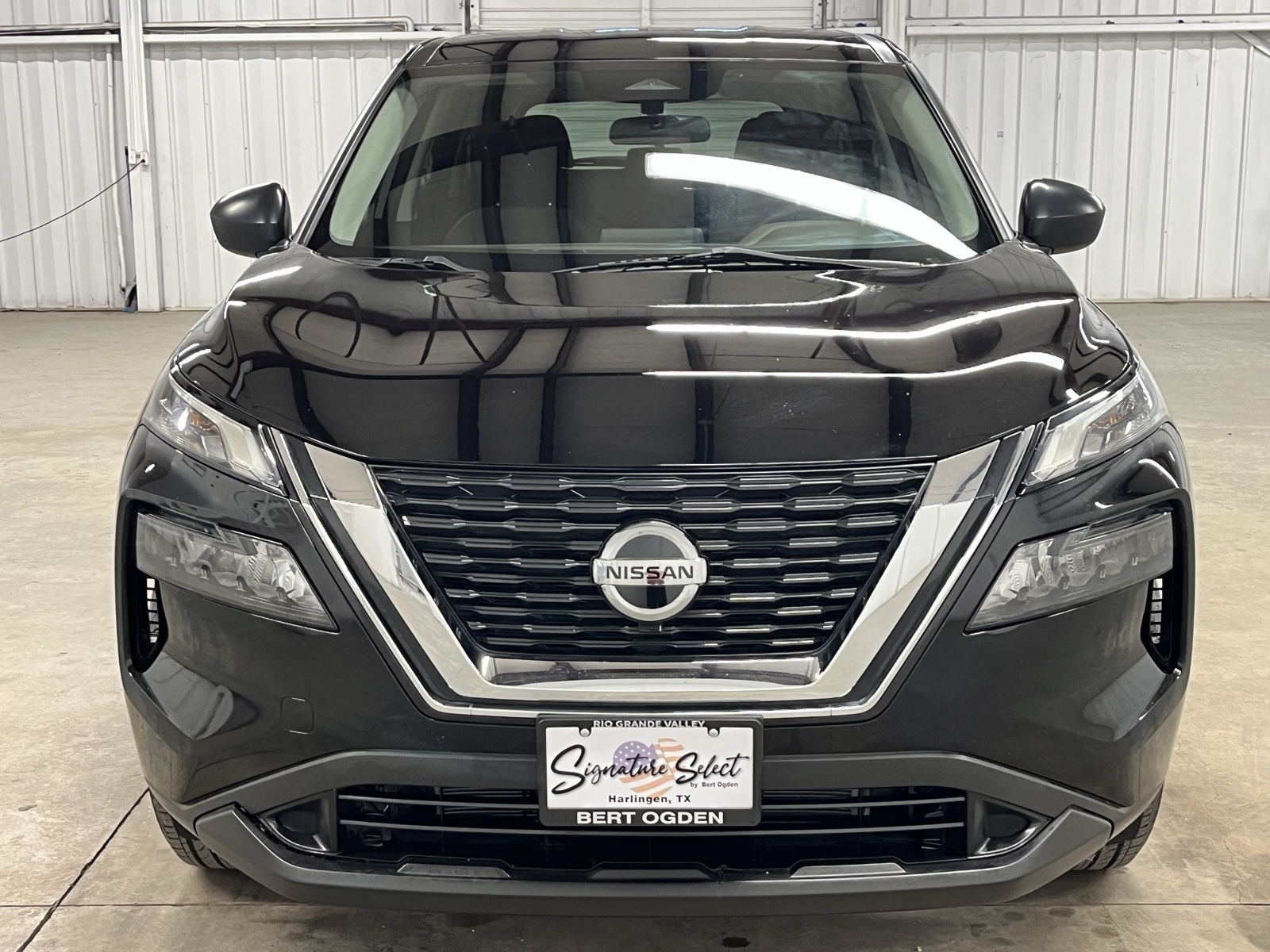 2021 Nissan Rogue S photo 2