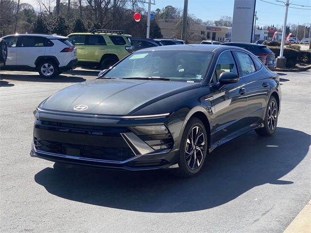 2024 Hyundai Sonata SEL photo 2