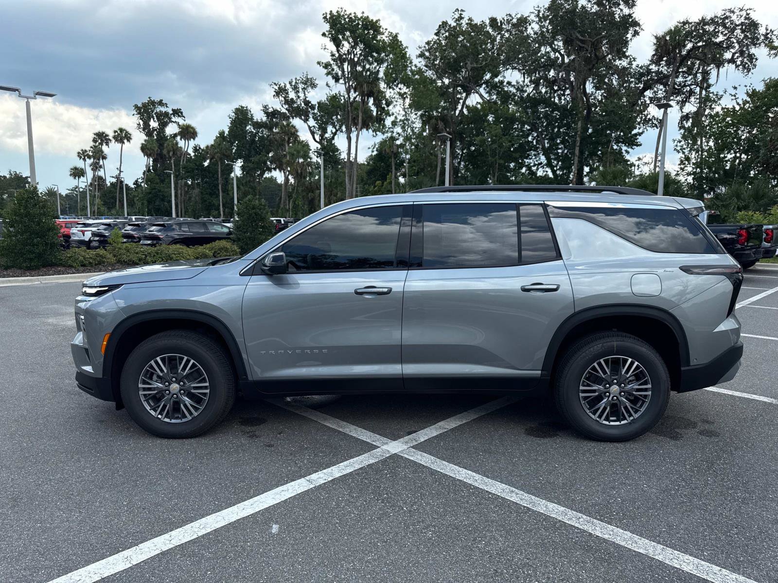 2026 Chevrolet Traverse LE photo 38