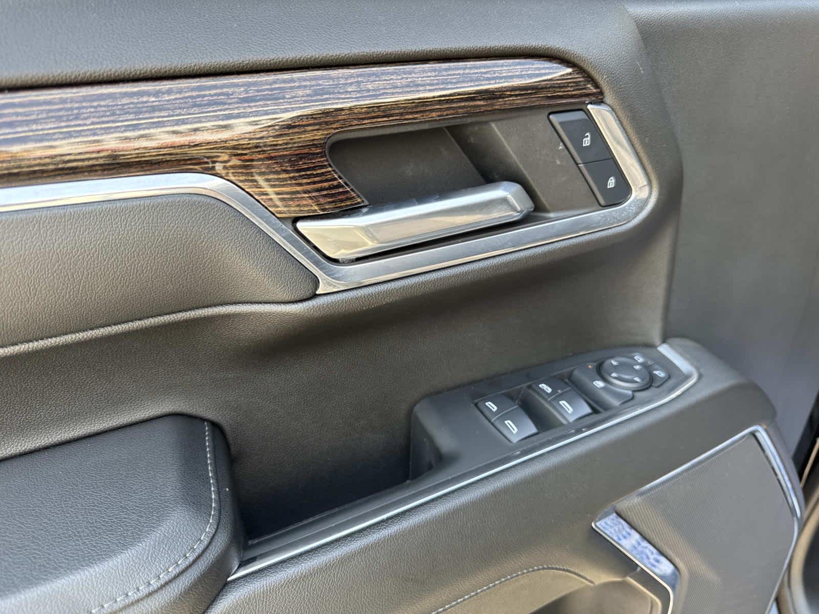 2024 Gmc Sierra 1500 Elevation photo 32