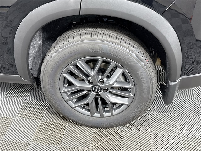 2025 Nissan Rogue S photo 3