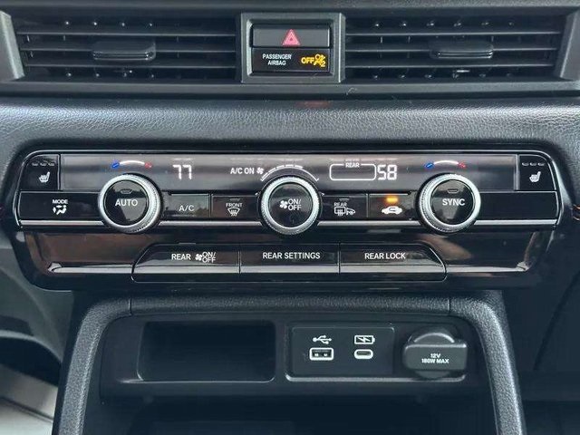 2025 Honda Pilot TrailSport photo 21