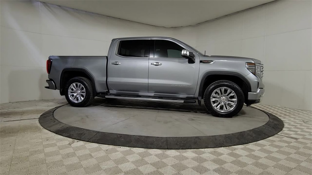 2023 GMC SIERRA - Image 7