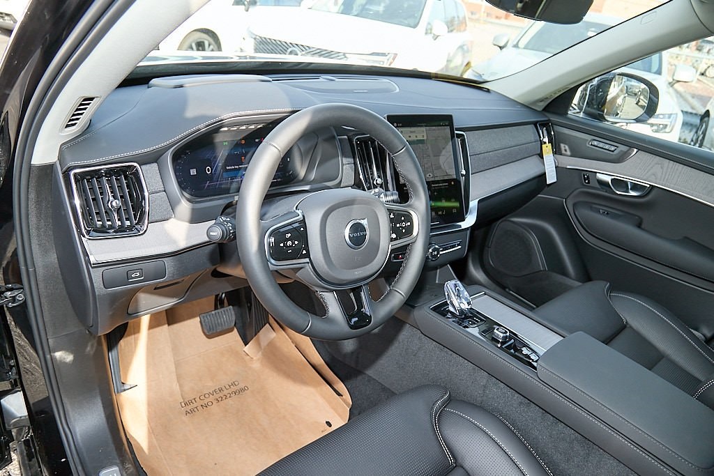 2026 VOLVO XC90 - Image 11