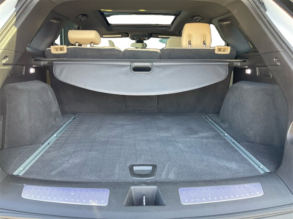 2019 Cadillac XT4 Luxury photo 11