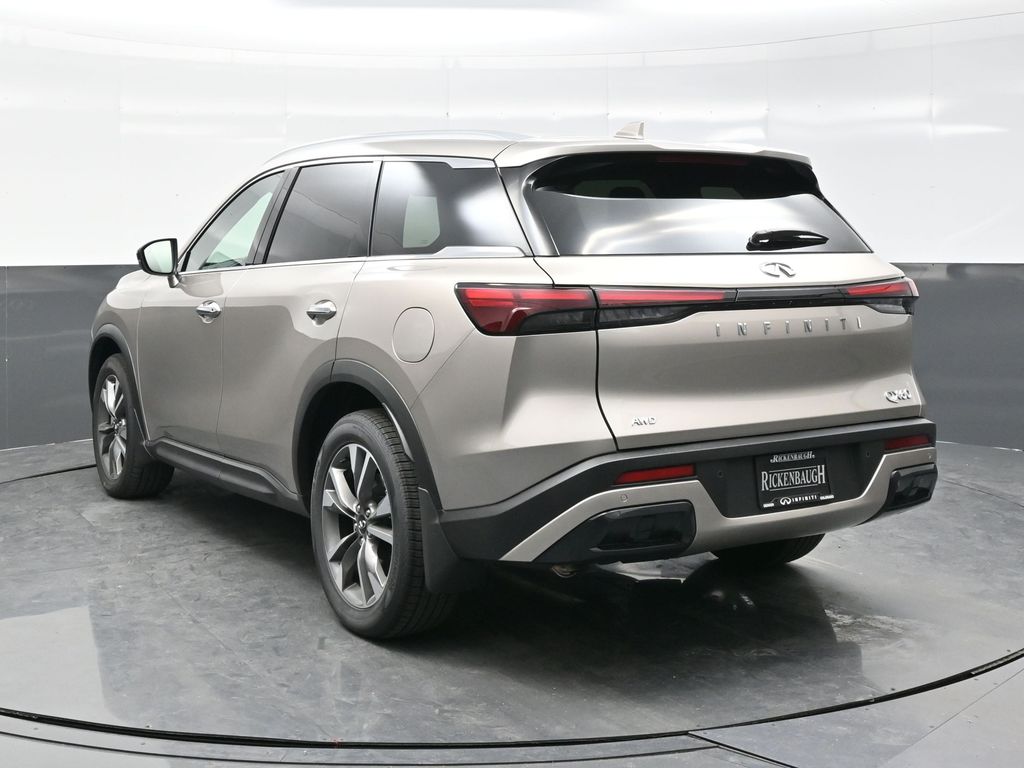 2025 Infiniti QX60 Luxe photo 4
