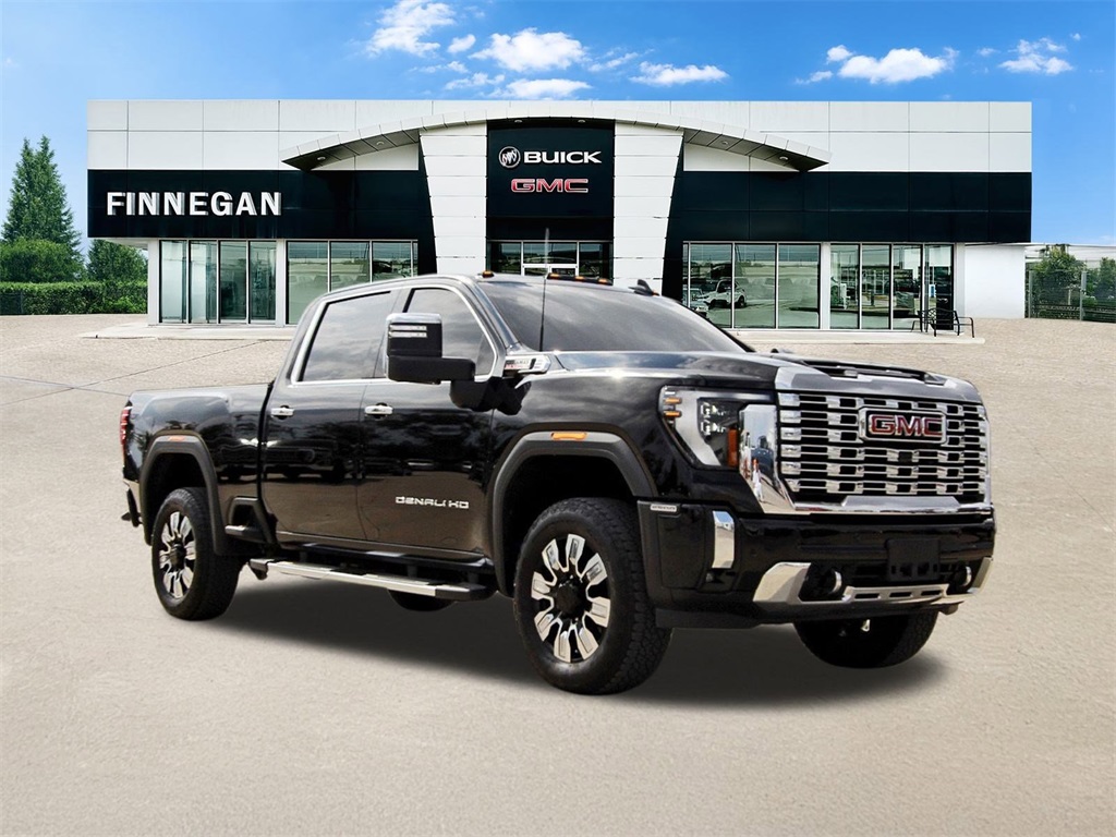 2024 GMC Sierra 2500HD Denali's photo
