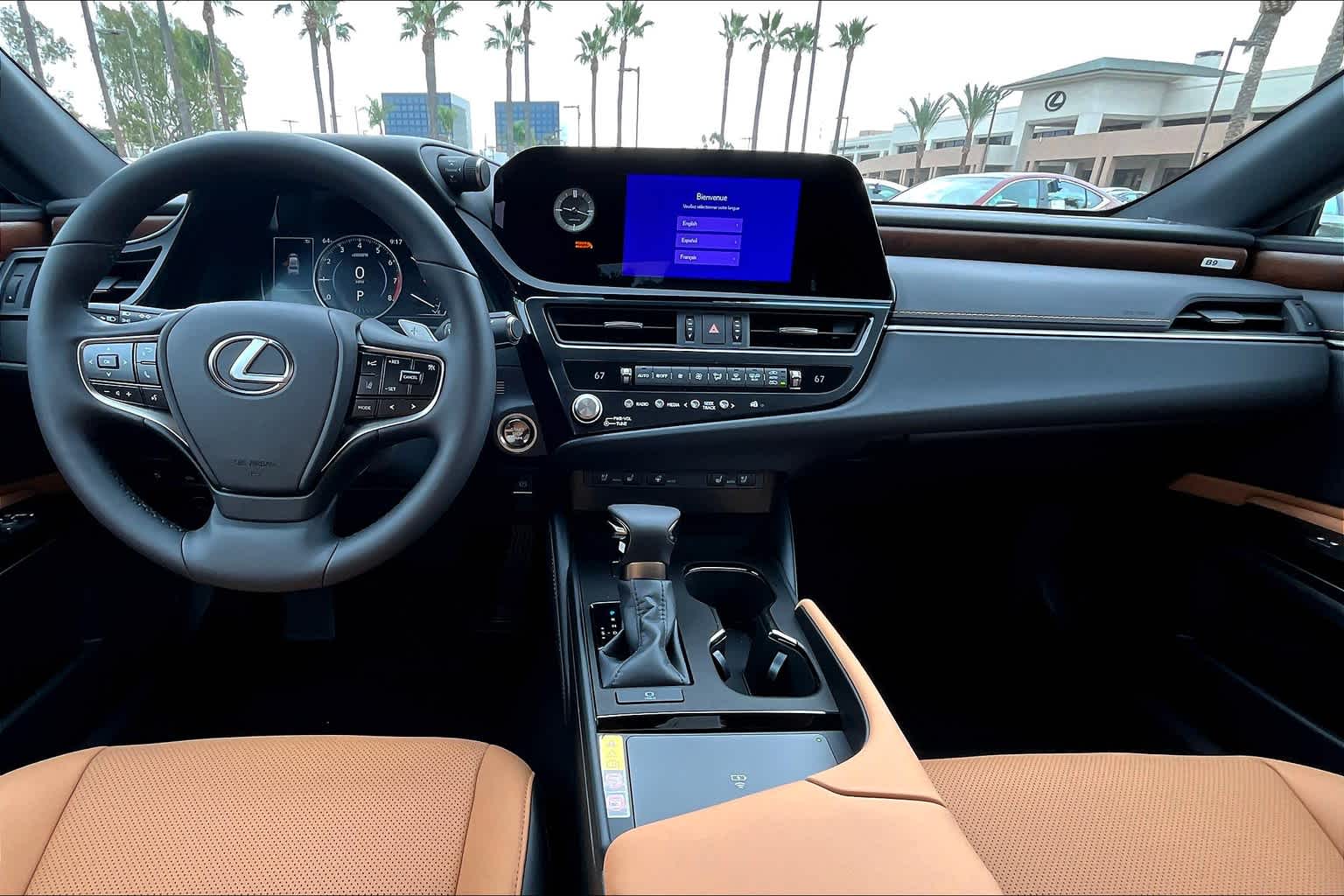 2025 Lexus ES 350 photo 5