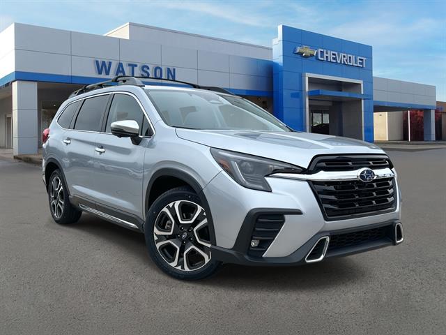 2023 Subaru Ascent Touring's photo