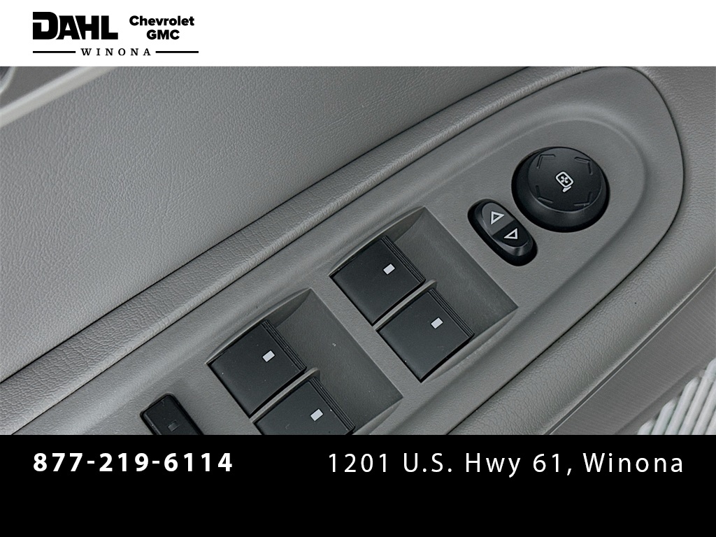 2015 Chevrolet Traverse 1LT photo 16