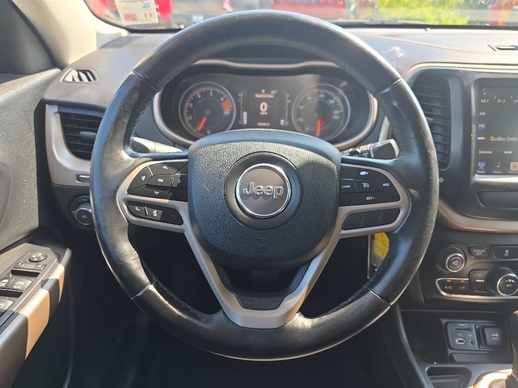 2017 Jeep Cherokee Latitude photo 15