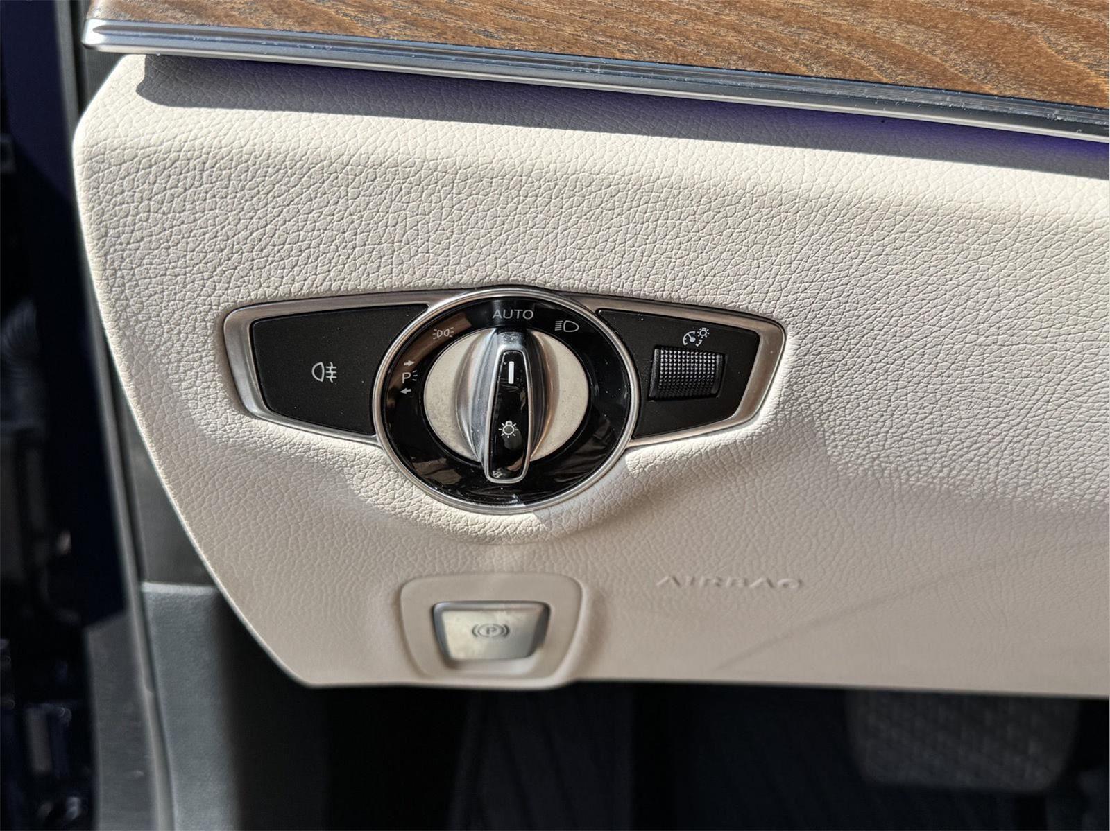 2021 Mercedes Benz E 350 photo 29