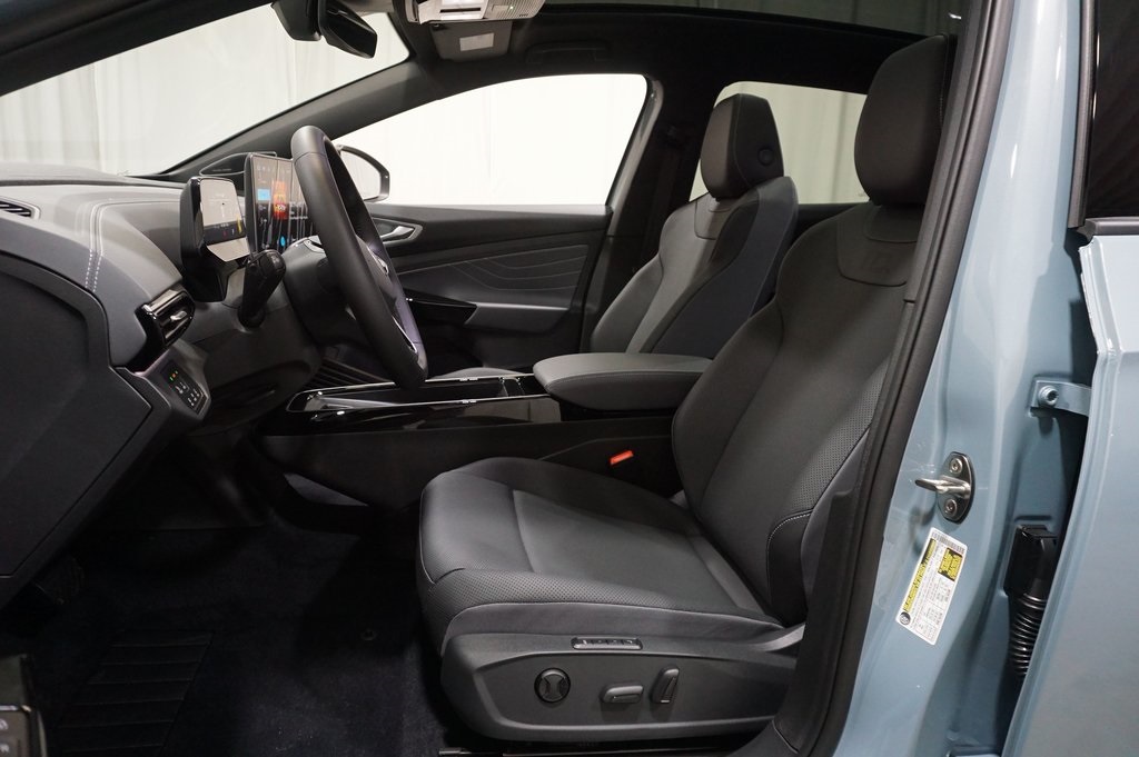 2025 Volkswagen ID.4 Pro Plus photo 10