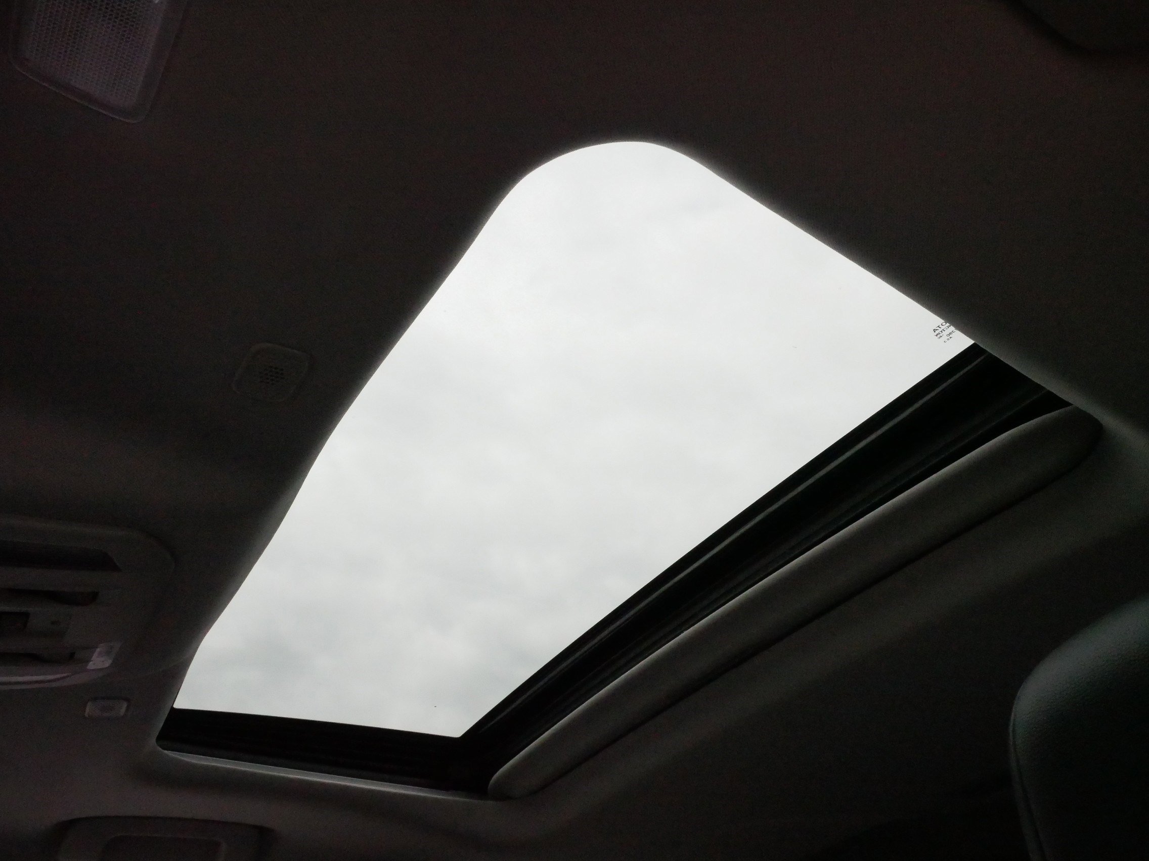 2024 Toyota Highlander XLE photo 25