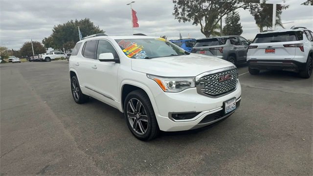 2017 GMC Acadia Denali