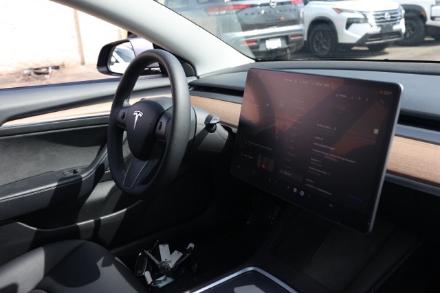 2023 Tesla Model 3 Long Range photo 18