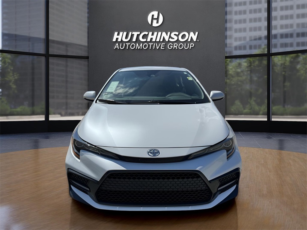 2022 Toyota Corolla SE photo 2