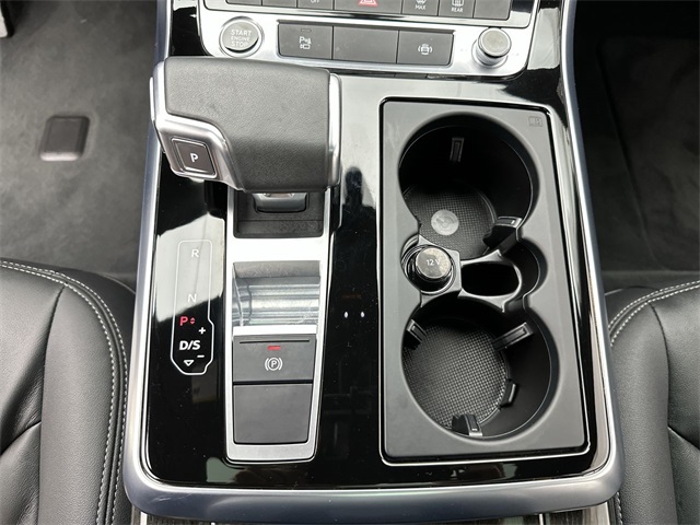 2025 Audi Q7 55 Premium photo 10