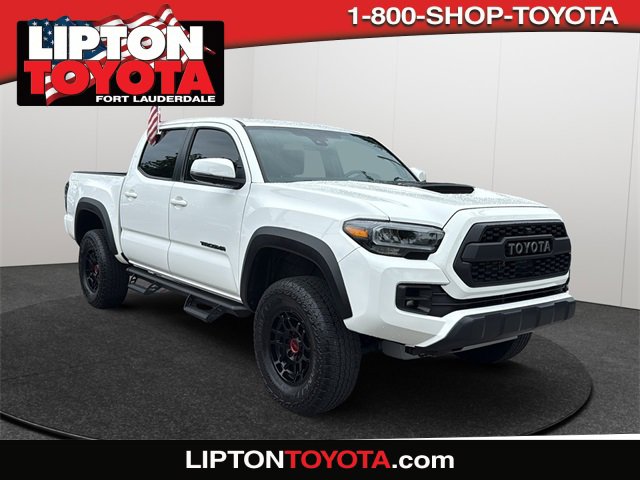 2023 Toyota Tacoma TRD Pro's photo