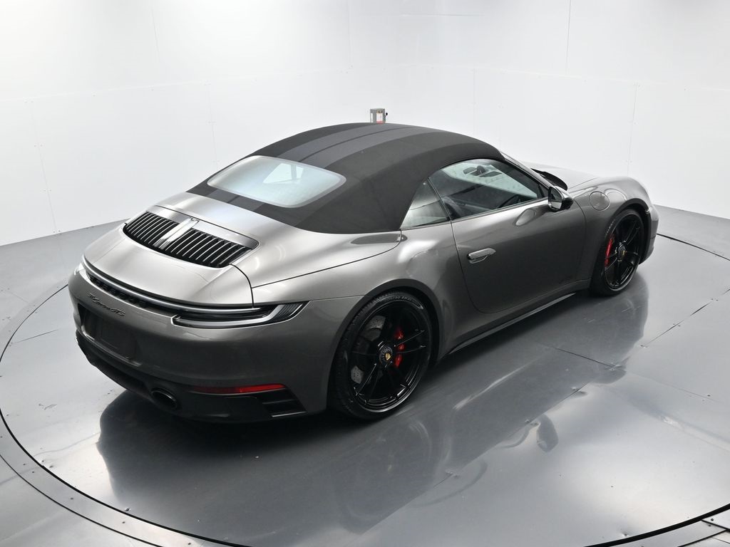 2024 Porsche 911 GTS photo 24