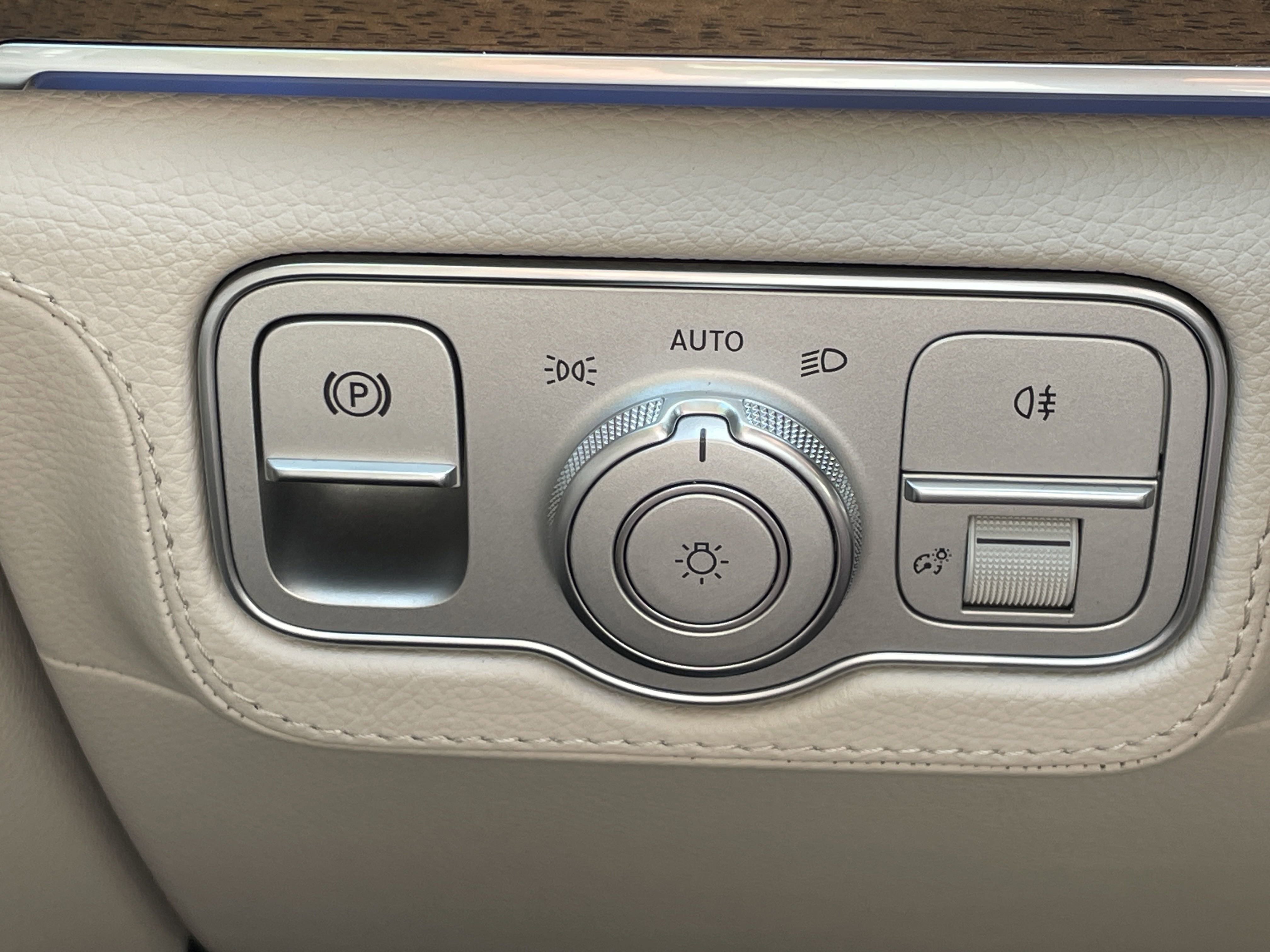 2025 Mercedes Benz GLE 350 photo 12