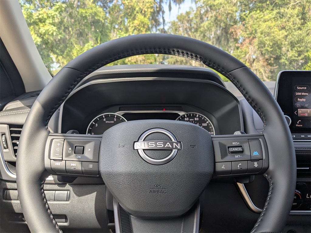 2026 Nissan Rogue SV photo 17