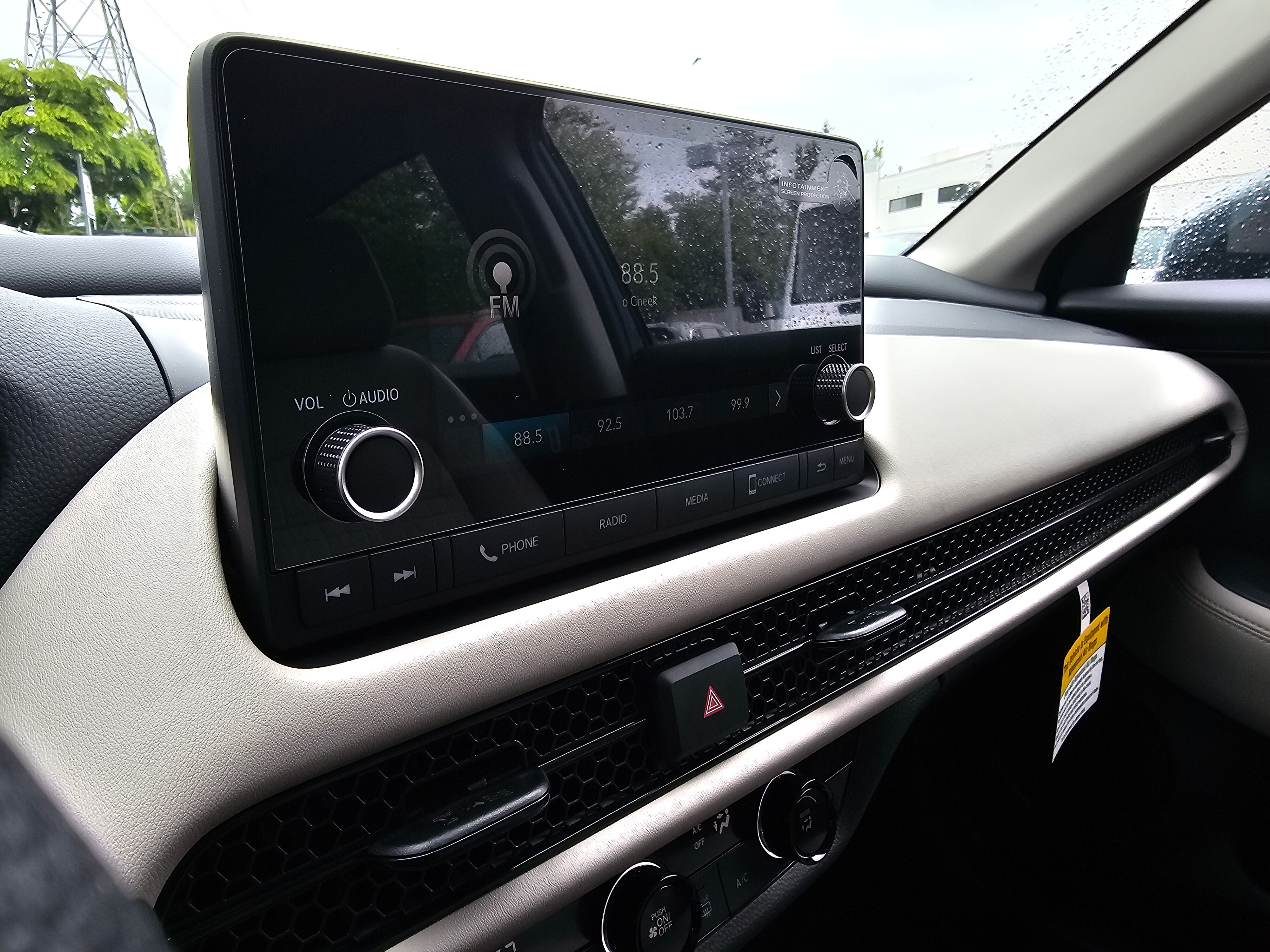 2025 Honda HR-V LX photo 8
