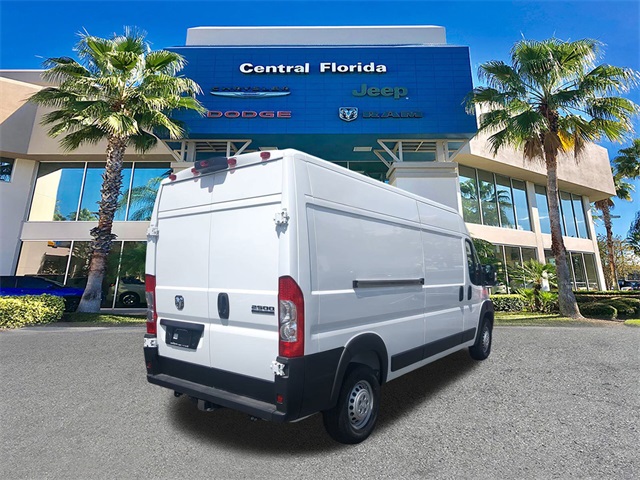 2026 Ram ProMaster 2500 photo 3