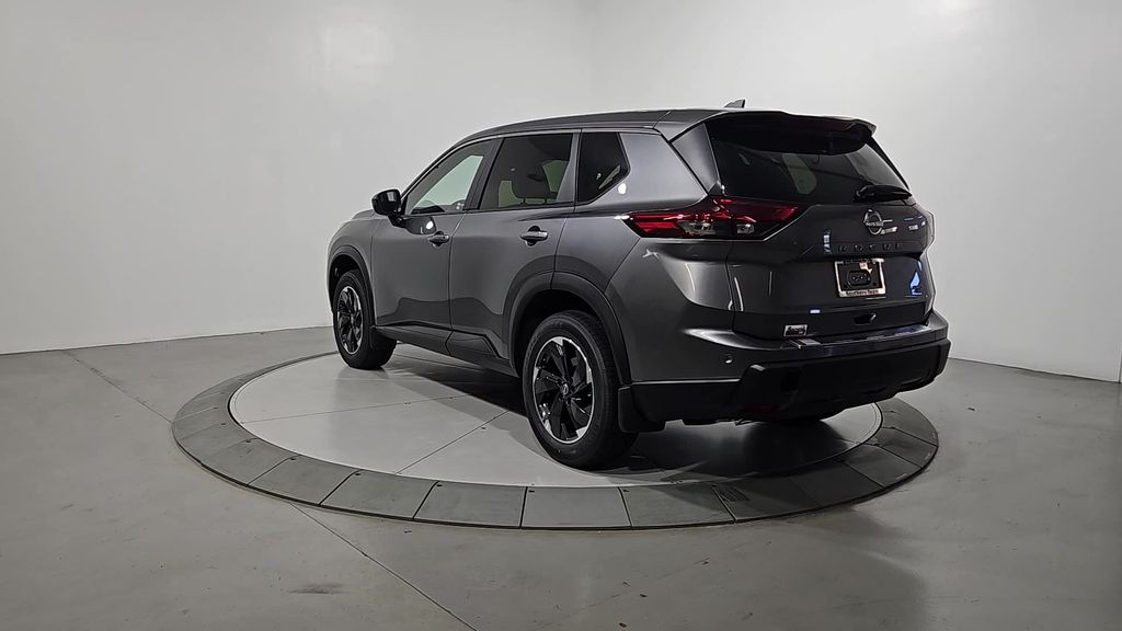 2026 Nissan Rogue SV photo 3