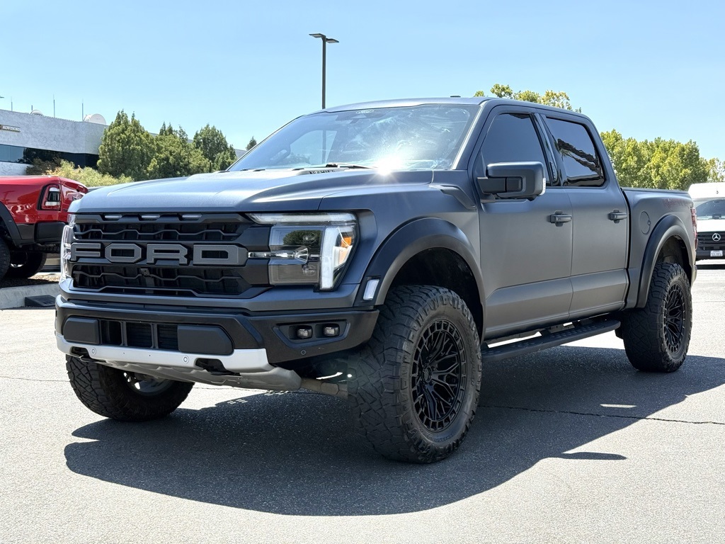 2024 Ford F-150 Raptor photo 4
