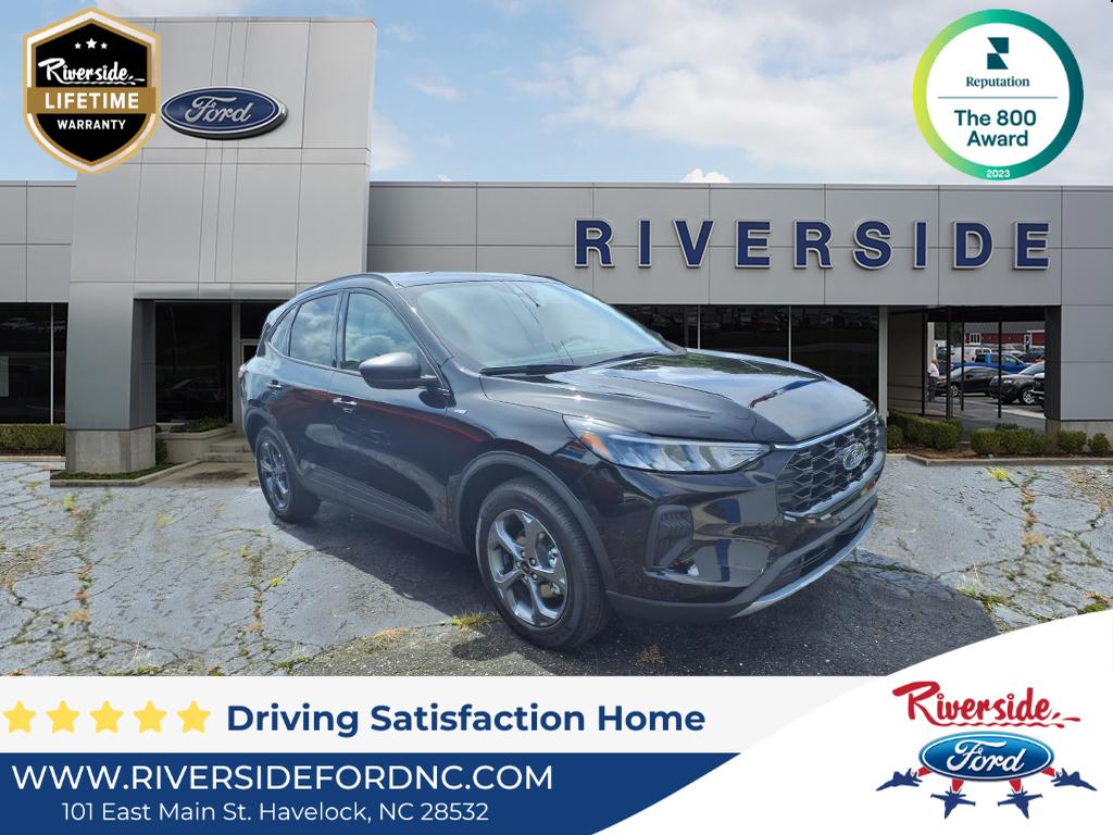 2025 Ford Escape ST-Line's photo