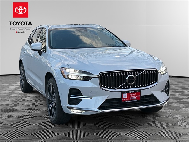 2023 Volvo XC60 Plus's photo
