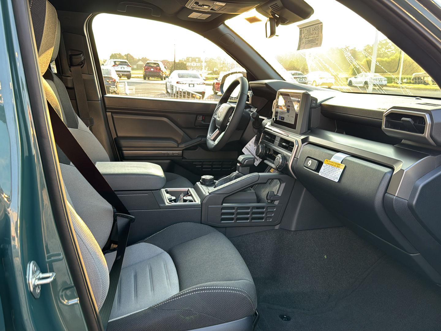 2025 Toyota 4Runner TRD Off-Road photo 9