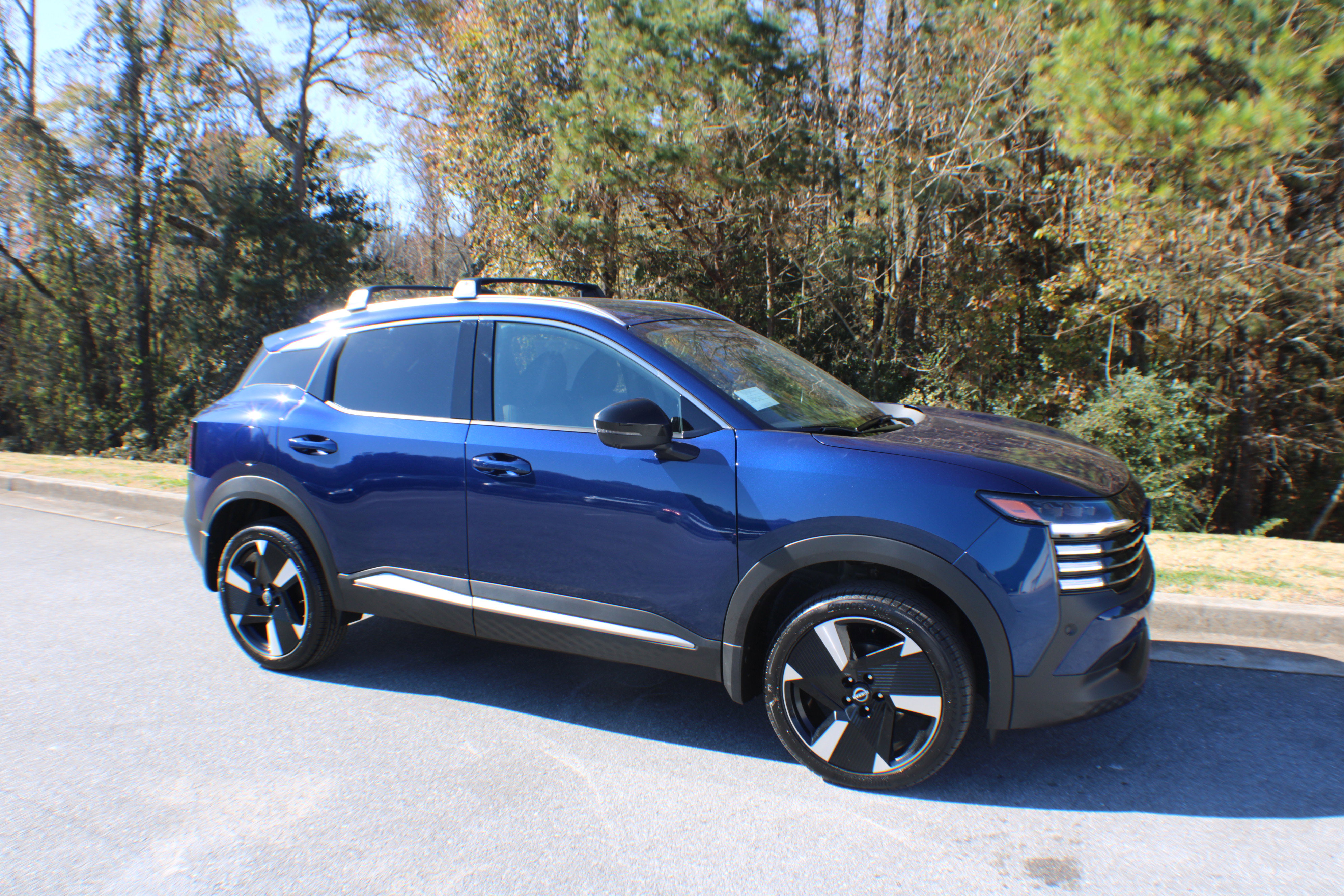 2026 Nissan KICKS SR's photo