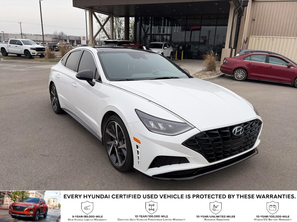 2022 Hyundai Sonata SEL Plus's photo